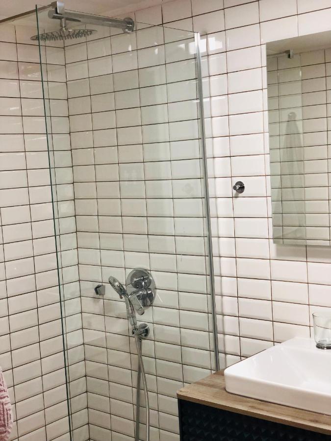 Seayou!***Charming 1-Bedroom Rental Unit In The Old City Center Of Црес Экстерьер фото