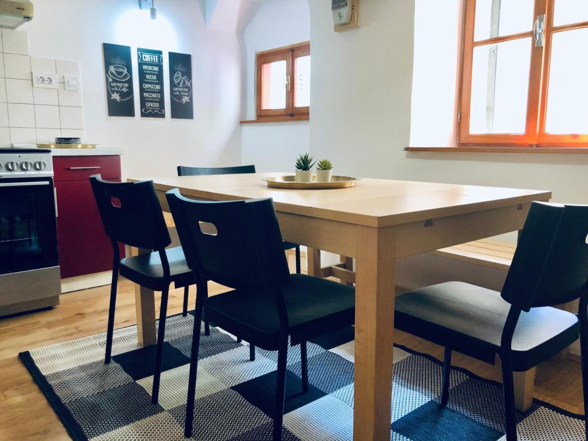 Seayou!***Charming 1-Bedroom Rental Unit In The Old City Center Of Црес Экстерьер фото